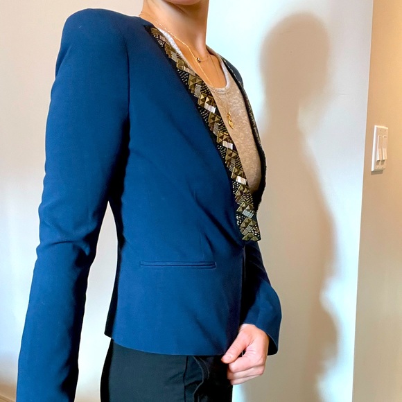 STATEMENT BCBGMAXAZRIA BLAZER XS - Picture 5 of 6